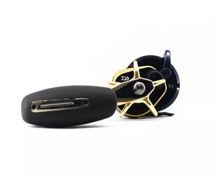 Daiwa Reel Baitcast 22 Saltiga 15HL Left Hand (5607)