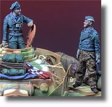 Darius Miniature German Tank Crew Set 1 Resin Kit DMF48002 1/48 (2 pieces)