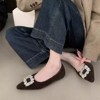 Dark gray series 2024 autumn and winter new rhinestone square buckle flat-soled single shoes fashionable light mouth velvet thermal cotton shoes 35 коричневый