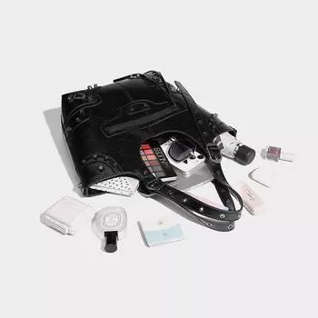 Dark retro locomotive rivet tote bag 2024 new bag women s autumn large-capacity portable shoulder armpit bag чёрный