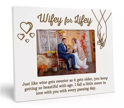 Darling Souvenir MADE WITH LOVE Personalized Wood Engraved Wedding Couple Picture Frame, Tabletop White Photo Frame (Wifey For Lifey) 4x6 Inches Horizontal белый