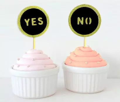 Дарлинг Сувенир| Да или нет топперы для кексов | Украшения для праздничных десертов - упаковка Pack Of 20 золотой/чёрный
