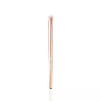 Dear Dahlia Blooming Edition Pro Petal Brush Flat Smudge Brush