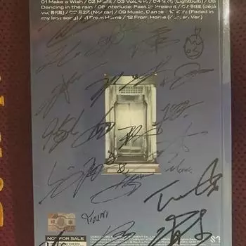 Дебютный альбом Nct 2020 года выставлен на продажу