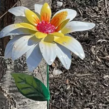 Decorative Metal Daylily Flower Garden Stakes Artificial Flowers Indoor Outdoor Crafts Rustproof Iron Yard Art Lawn Decoration