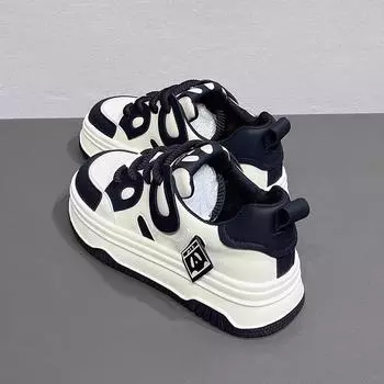 Deer season black and white panda shoes women s shoes spring 2024 new leisure sports versatile thick baseplate shoes white shoes 35