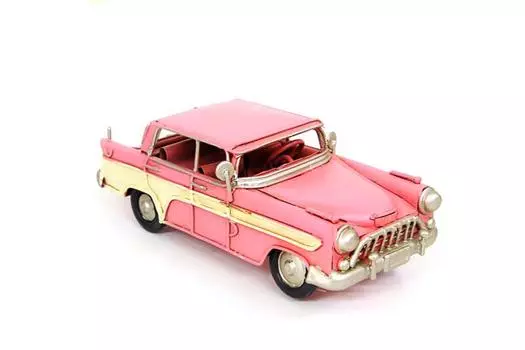 Декоративная металлическая машина