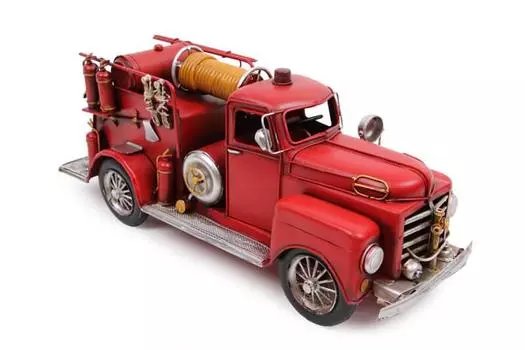 Декоративная металлическая пожарная машина