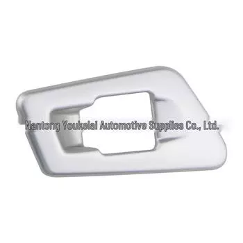 Декоративная наклейка на кнопку багажника из углеродного волокна Volkswagen T-Roc 2018