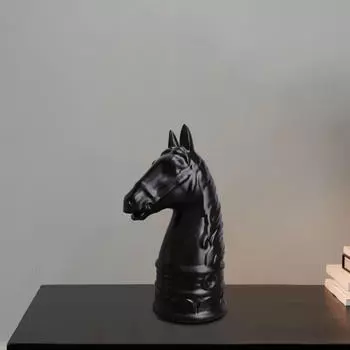 Декоративная скульптура лошади из смолы для офисного стола, акцентная деталь в прихожей чёрный