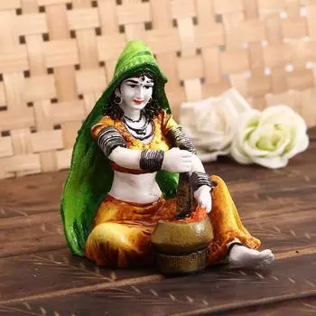 Декоративная статуэтка раджастанской женщины