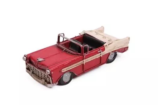 Декоративный металлический автомобиль с открытым верхом