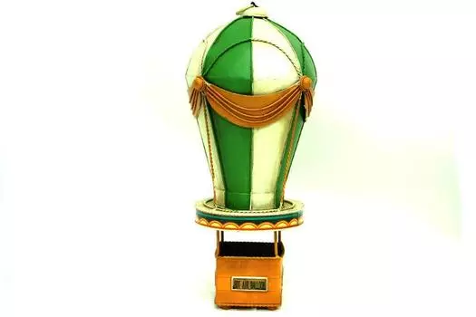 Декоративный металлический шар для некурящих