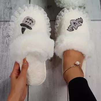 День всех святых. Плоские пушистые меховые тапочки. Женские блестящие заклепочные меховые тапочки. Женские шлепанцы. Шлепанцы. Тапочки. 36 серый