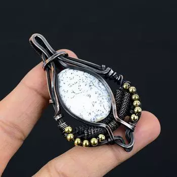 Дендрит Опал Драгоценный камень Чистая медная проволока Обернутая дизайнерская подвеска ручной работы Ювелирные изделия для женщин 3.03 Inches белый