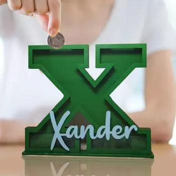 Деревянная копилка для денег, персонализированная развивающая игрушка, экологически чистый подарок, универсальная копилка для мальчиков и девочек 18 cm O