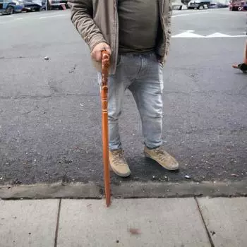 Деревянная крестообразная трость для ходьбы - Элегантный костыль для мужчин и женщин - Уникальный подарок для пожилых людей - Новоселье и пожилые люди Для идей подарков