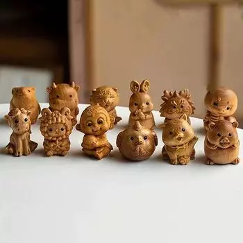 Деревянные резные фигурки Двенадцать зодиакальных животных Культурные и игровые фигурки Офисные столы Милые маленькие животные Украшения для автомобилей