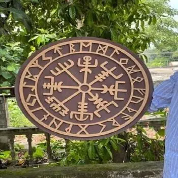 Деревянный щит рыцарский бой средневековый воин круглая резьба косплей стена