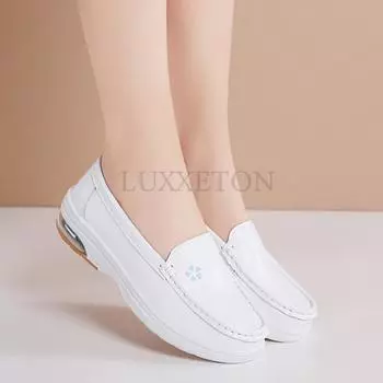 Dermis Women Nurse Shoes Fashion White Shoes Comfortable Thick Bottom Female Sneakers Spring New Slip on Flat Casual Shoes 34
