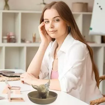 Держатель кольца коровы Хайленд Мини-кольцо коровы Хайленд Пластиковая статуэтка коровы светло-коричневого