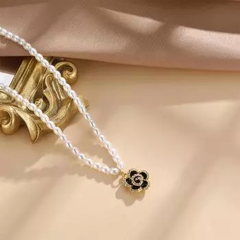 Design Full Diamond Camellia Necklace Women S Light Luxury Versatile Style Pearl Chain Accessories