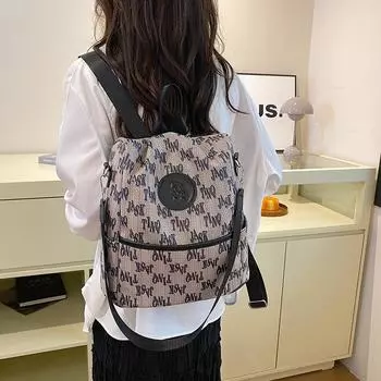 Design sense large-capacity bag women s 2024 autumn and winter new shoulder backpack fashionable foreign commuter backpack чёрный