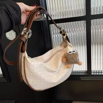 Design Sense Niche Bag 2024 New Large Capacity Shoulder Crossbody Bag Women s Summer Versatile Saddle Dumpling Bag only bag