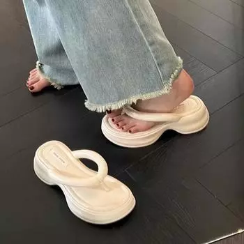 Designer Summer Flip Flops Chunky Women Slipper Fashion Elegant Clip Toe Platform Thick Heel Slides Ladies Beach Sandal Shoes 35