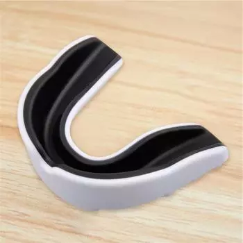 Детская боксерская капа с футляром для хранения, защита зубов, спортивная капа из ЭВА, двухцветная для лакросса, регби, тхэквондо