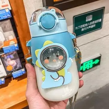 Детская бутылка для воды для школьников, мальчиков и девочек, чашка с трубочкой, не содержит бисфенол А, симпатичная мультяшная герметичная кружка, 720 мл, портативный дорожный стакан для питья 701-800ml кофейный