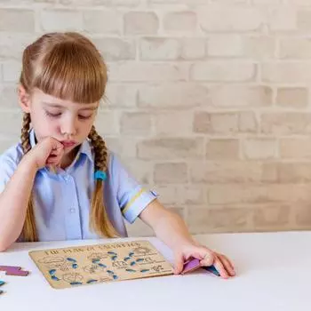 Детская деревянная доска для нанизывания ниток Раннее обучение Мелкая моторика Образовательный план спасения Святой Церкви Щит Шнуровка Занятие Игрушка-головоломка Малыши A