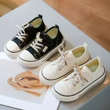 Детская мода Four Seasons с низким верхом, дышащая повседневная парусиновая обувь для скейтбординга, детские спортивные кроссовки для бега для мальчиков и девочек, удобные спортивные кроссовки 28 чёрный