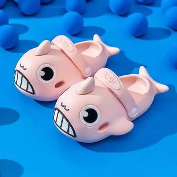Детская мода мультяшный кит мальчики пляжная обувь нескользящие простые универсальные 2024 детские дышащие мягкие носочки обмотанные тапочки для девочек 140mm зелёный