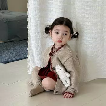 Детская одежда, свитер для девочек, костюм 2024 года, осень, новый детский корейский кардиган, юбка, детская одежда 110 красный