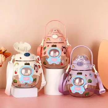 Детская пластиковая чашка большой емкости с мультяшным медведем, красивая уличная портативная большая чашка для живота, чашка с ремешком и соломой 1300ml розовый