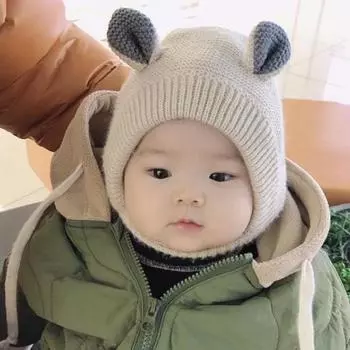 Детская шапка зимняя для домашних животных вязаная высокоэластичная сохраняющая тепло однотонная с ушками красный