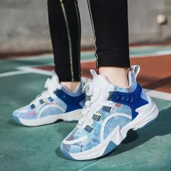 Детская спортивная обувь с сетчатой поверхностью, дышащая, вращающаяся кнопка, для учеников начальной школы, нескользящая, амортизирующая, синяя обувь для мячей 35