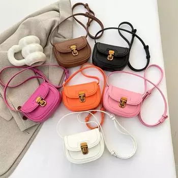 Детская сумка, новинка 2024 года, элитная сумка-седло с узором личи, мини-замок, сумка через плечо для показа родителей и детей, красная сумка со ртом