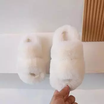 Детская теплая обувь, однотонные универсальные зимние тапочки для мальчиков и девочек с мехом, 2024, новая детская домашняя обувь, модная, нескользящая, шикарная 26 чёрный