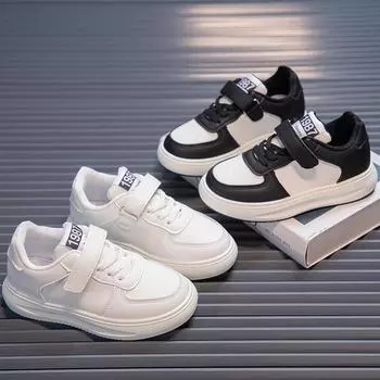 Детские белые туфли для мальчиков, повседневные дышащие туфли для девочек с мягкой подошвой, низкие спортивные туфли для студентов на весну и осень 26 чёрный