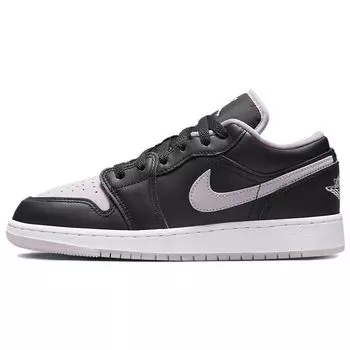 Детские кроссовки Air Jordan 1 Low SE GS Black Iced Lilac белые DV1333-051 40