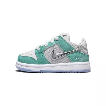 Детские кроссовки Nike April Skateboards x Dunk Low SB TD Turbo Green Metallic-Silver FZ6107-300 25