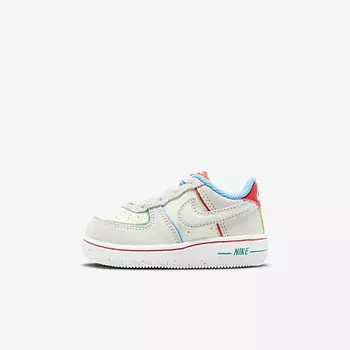 Детские кроссовки Nike Force 1 Lv8 FQ8352-110