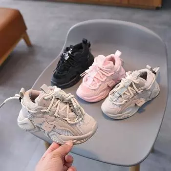 Детские кроссовки. Повседневная обувь для девочек. Одиночные туфли на мягкой подошве для мальчиков. Модная обувь для папы. 23 белый