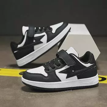 Детские легкие кожаные кроссовки на липучках 2024 года — весенняя спортивная обувь для мальчиков, модная и удобная 38 чёрный/зелёный