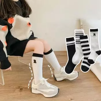 Детские носки, простые черно-белые носки до середины икры для детей, для мальчиков и девочек, корейские модные гольфы для малышей, милые школьные носки M