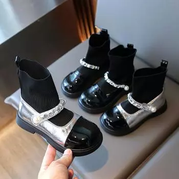 Детские осенние ботинки Классические кожаные туфли принцессы в стиле пэчворк для девочек Модные универсальные повседневные детские короткие ботинки Нескользящие 26 чёрный