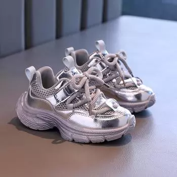 Детские повседневные кроссовки с толстой подошвой для мальчиков и девочек, модная универсальная спортивная обувь 2024 года, новые детские сетчатые дышащие кроссовки 26 чёрный