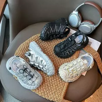 Детские сандалии для школы Новые сандалии для девочек Летние с вырезами Модные детские повседневные открытые спортивные туфли для мальчиков Новые универсальные 26 чёрный